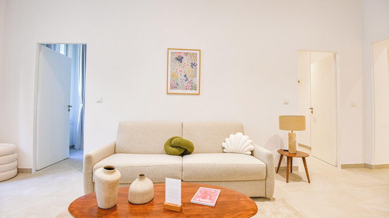 Photo of Livingroom in 1st Arrondissement