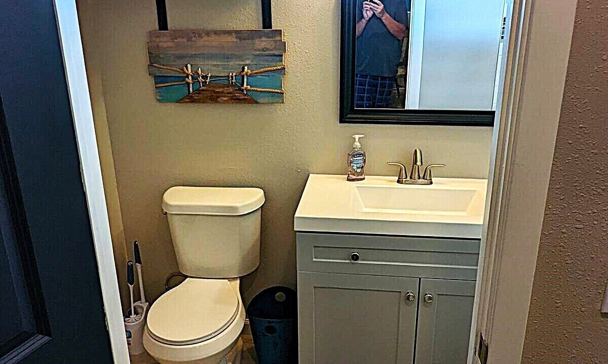 Photo of Bathroom in Palacios