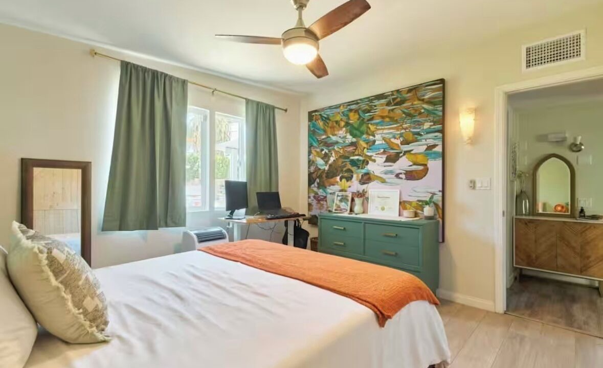 Photo of Bedroom in Cathedral City Cove