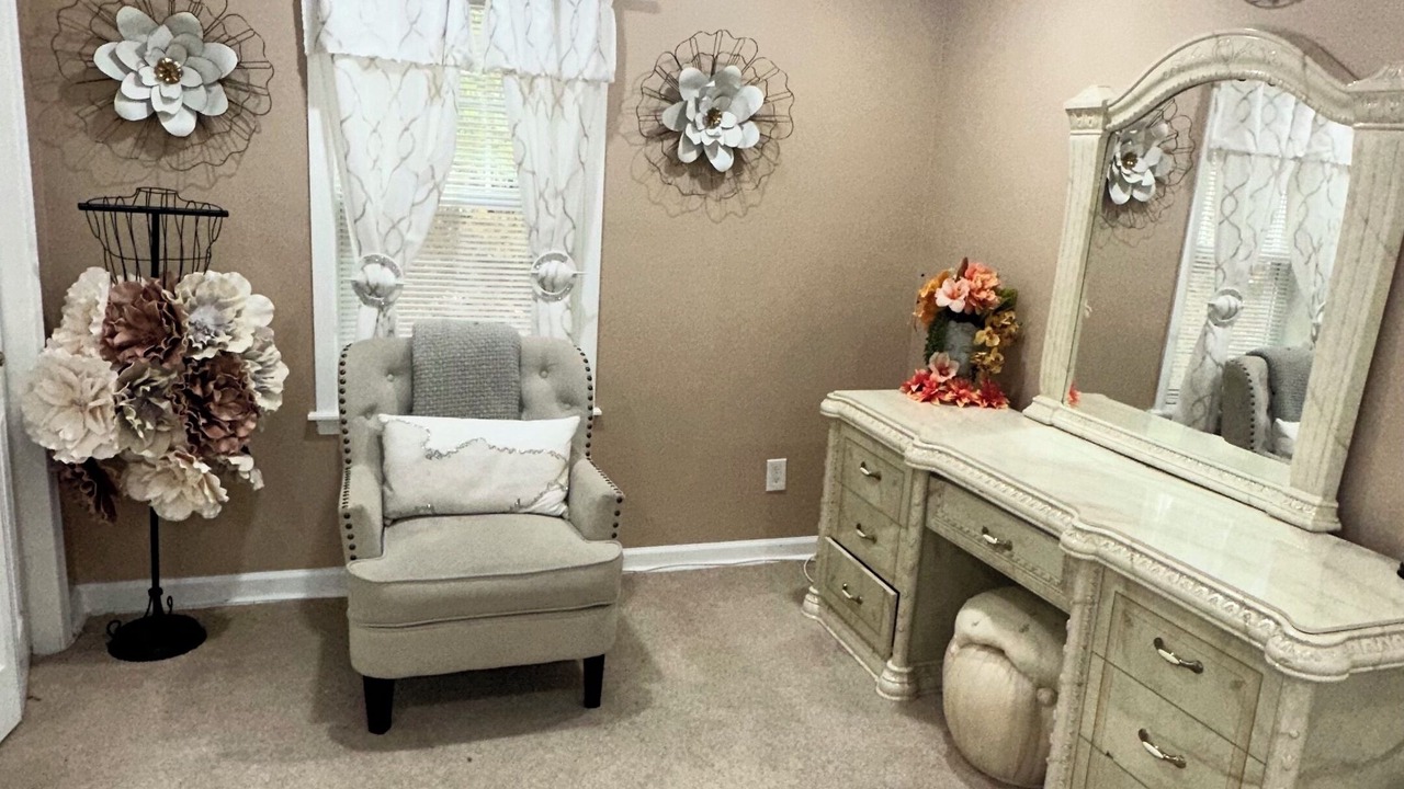 Photo of Others in Roxborough