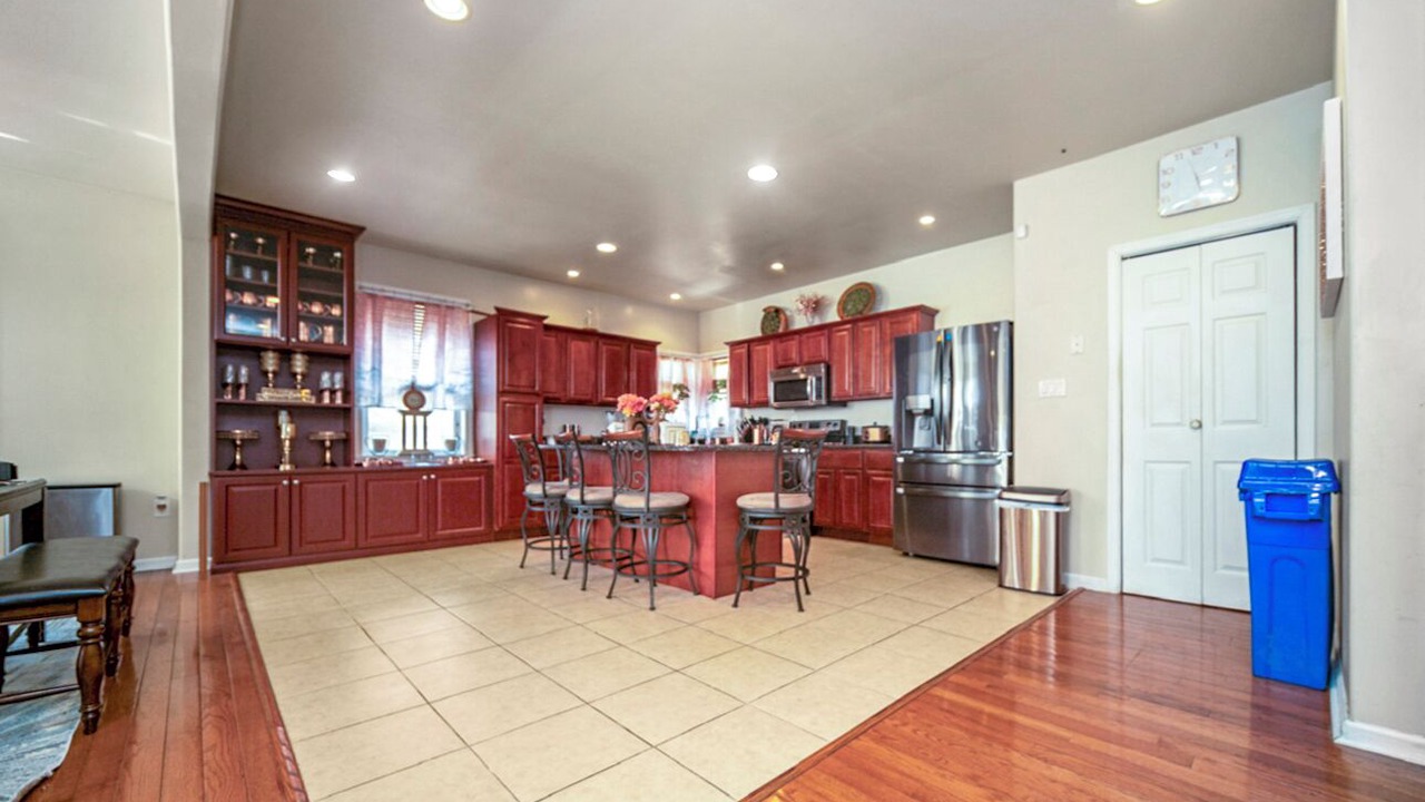 Photo of Others in Roxborough