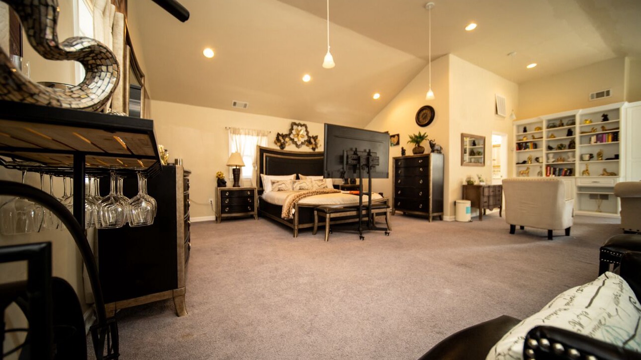 Photo of Bedroom in Roxborough