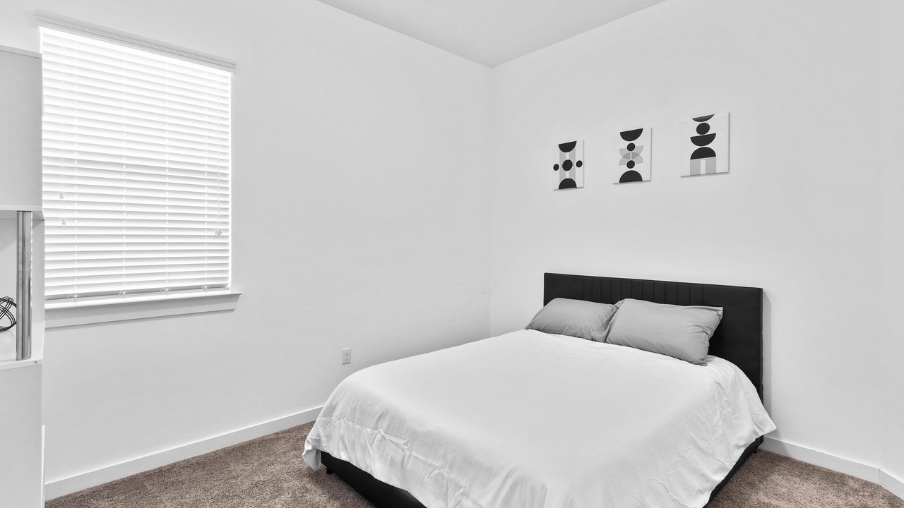 Photo of Bedroom in Biggs Field