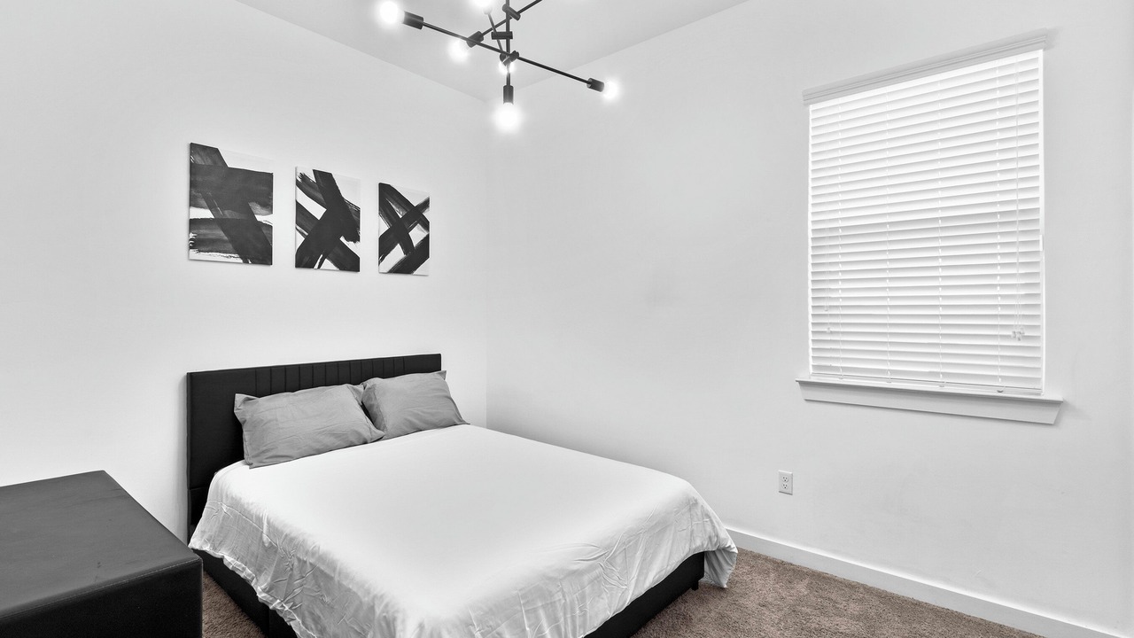 Photo of Bedroom in Biggs Field