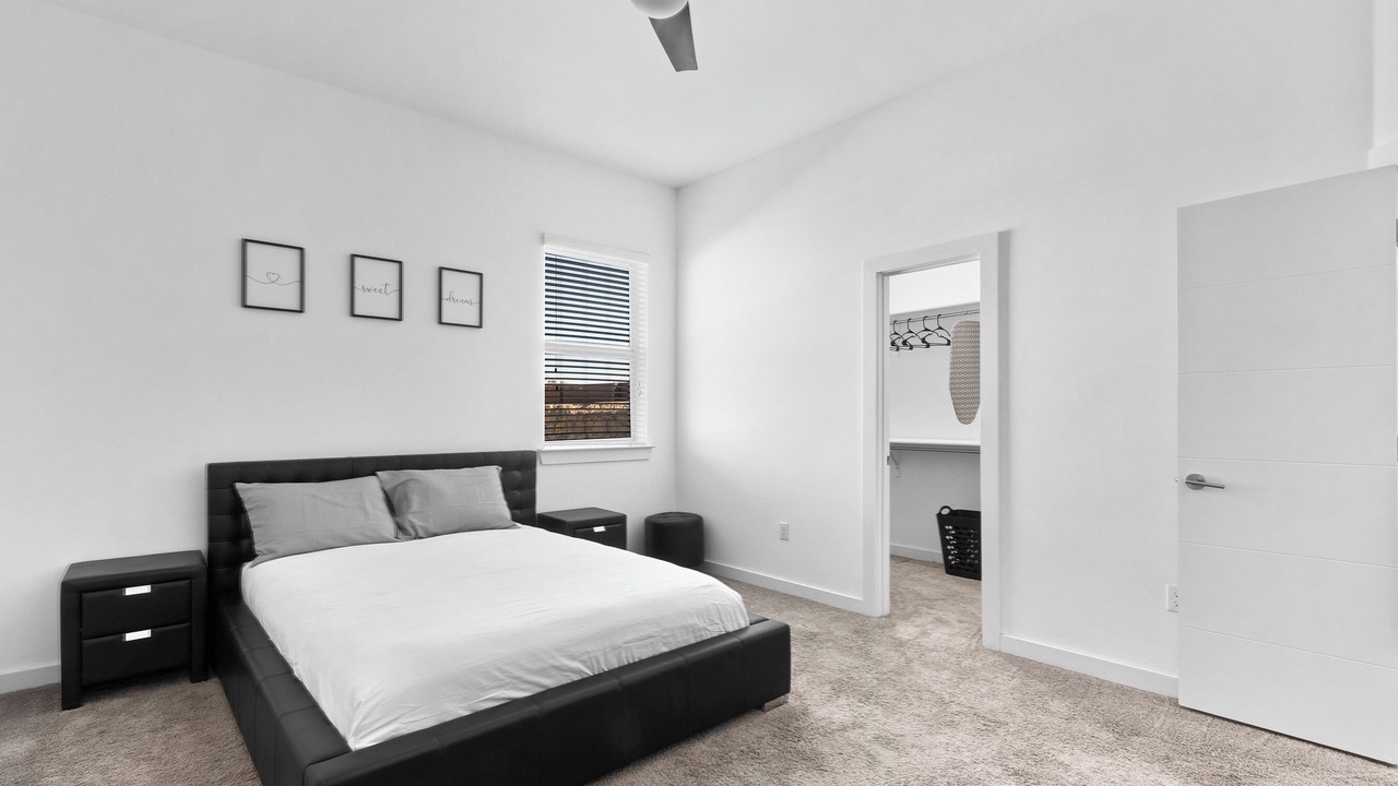 Photo of Bedroom in Biggs Field