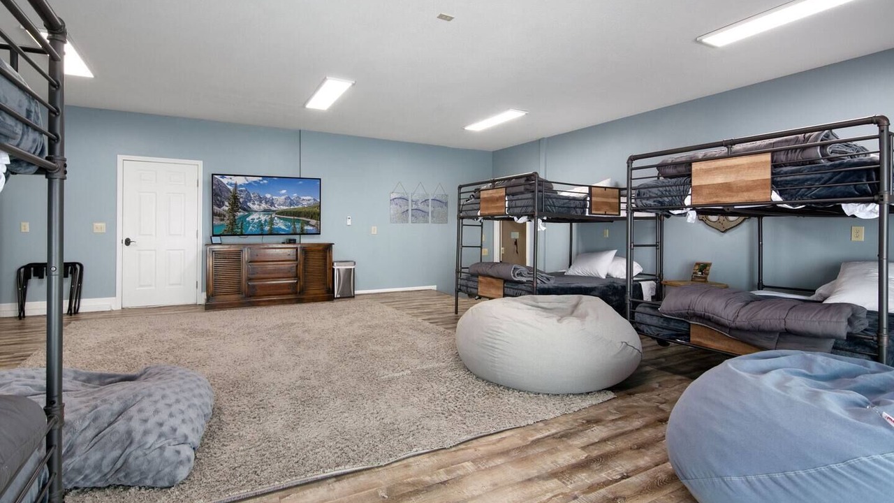 Photo of Bedroom in Lake of the Ozarks