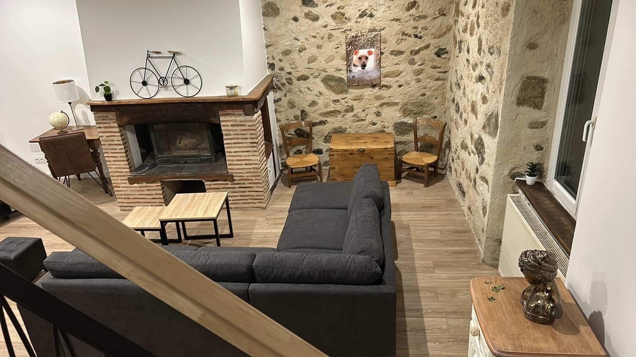 Photo of Livingroom in Arcizac-ez-Angles