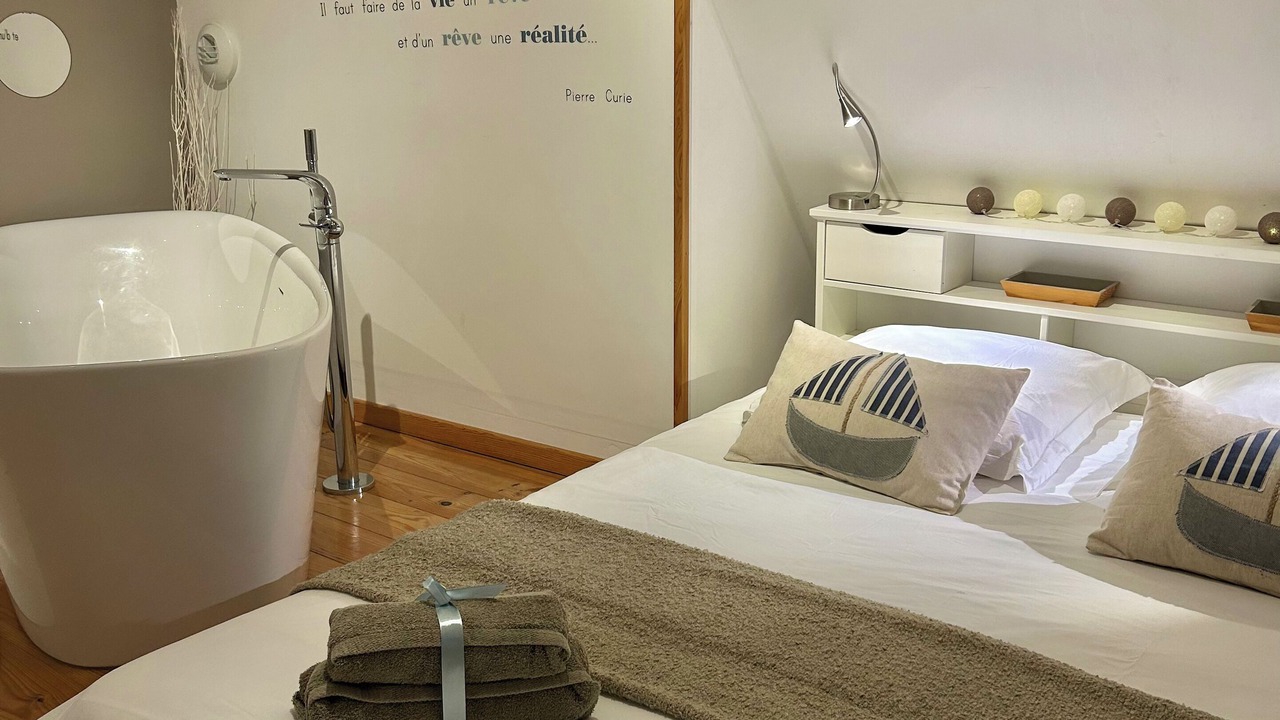 Photo of Bedroom in Sainte-Marguerite-sur-Mer