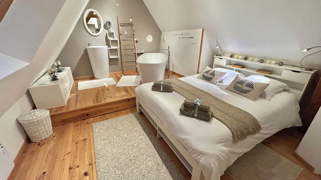 Photo of Bedroom in Sainte-Marguerite-sur-Mer