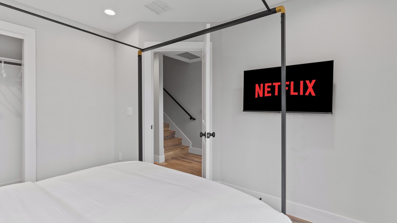 Photo of Bedroom in University Hills and Windsor Park