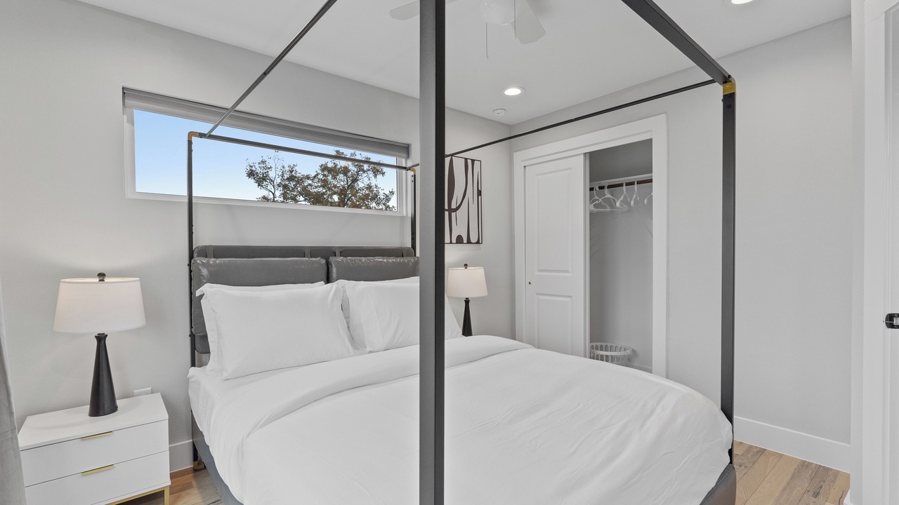 Photo of Bedroom in University Hills and Windsor Park