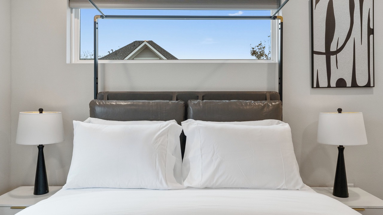 Photo of Bedroom in University Hills and Windsor Park
