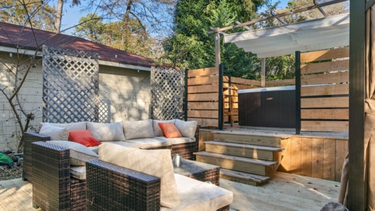 Photo of Patio Balcony in College Park