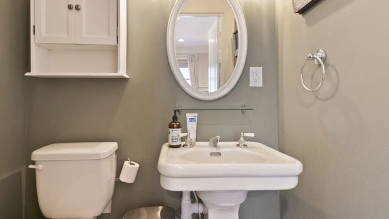 Photo of Bathroom in College Park