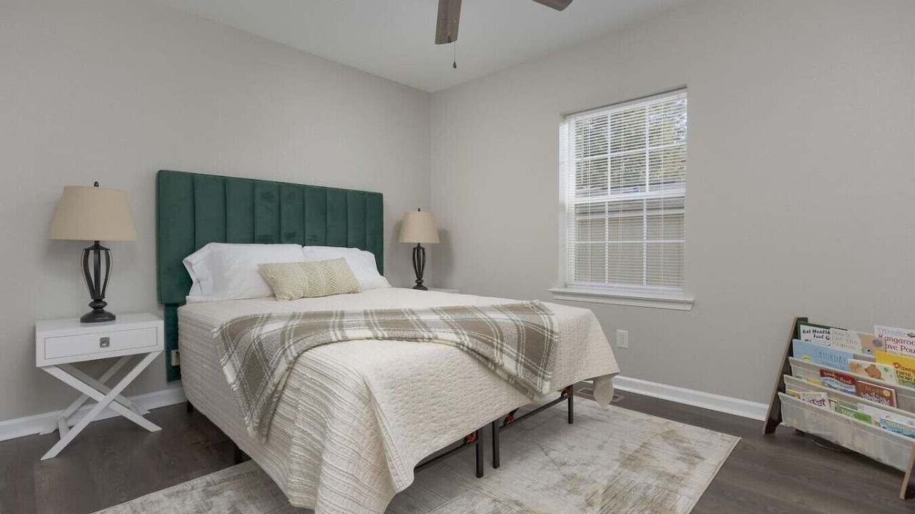 Photo of Bedroom in Rossville