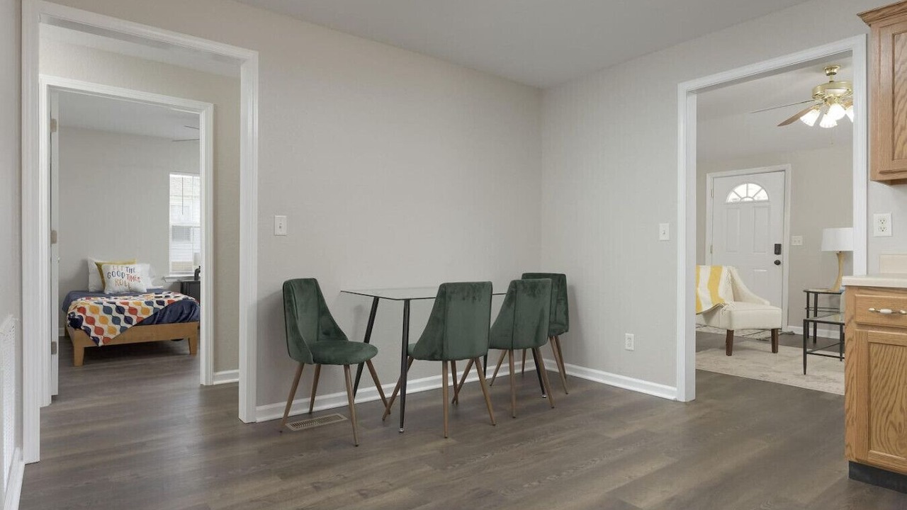 Photo of Bedroom in Rossville