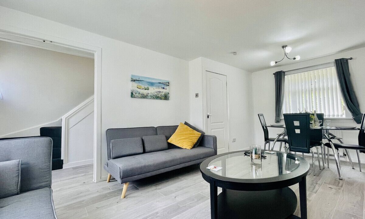 Photo of Livingroom in Hamilton