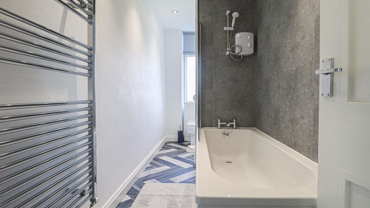 Photo of Bathroom in Paisley