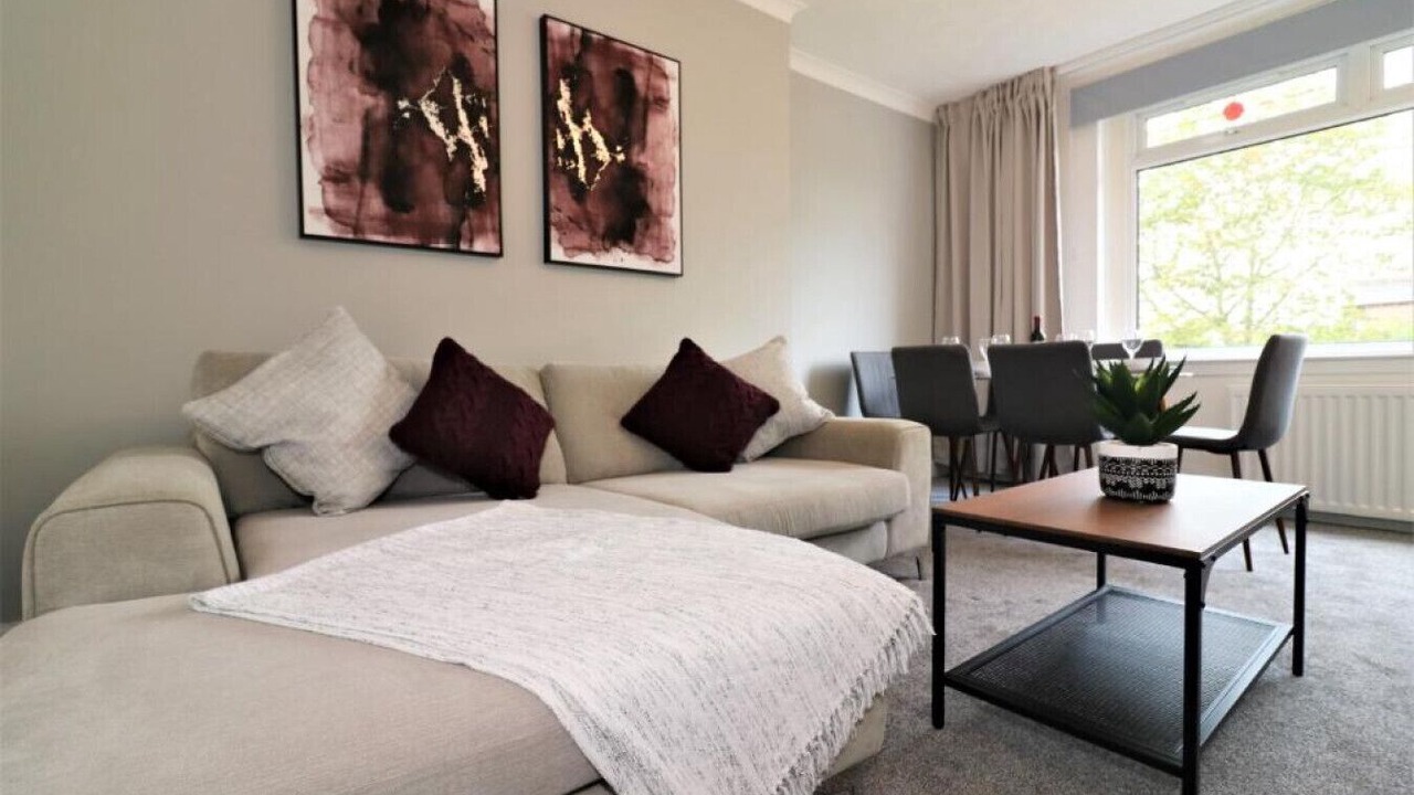 Photo of Livingroom in Bellshill