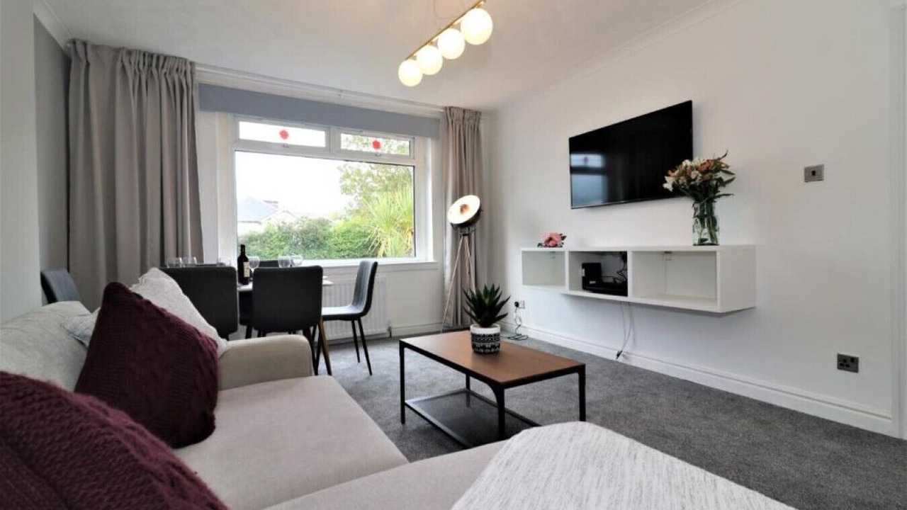 Photo of Livingroom in Bellshill