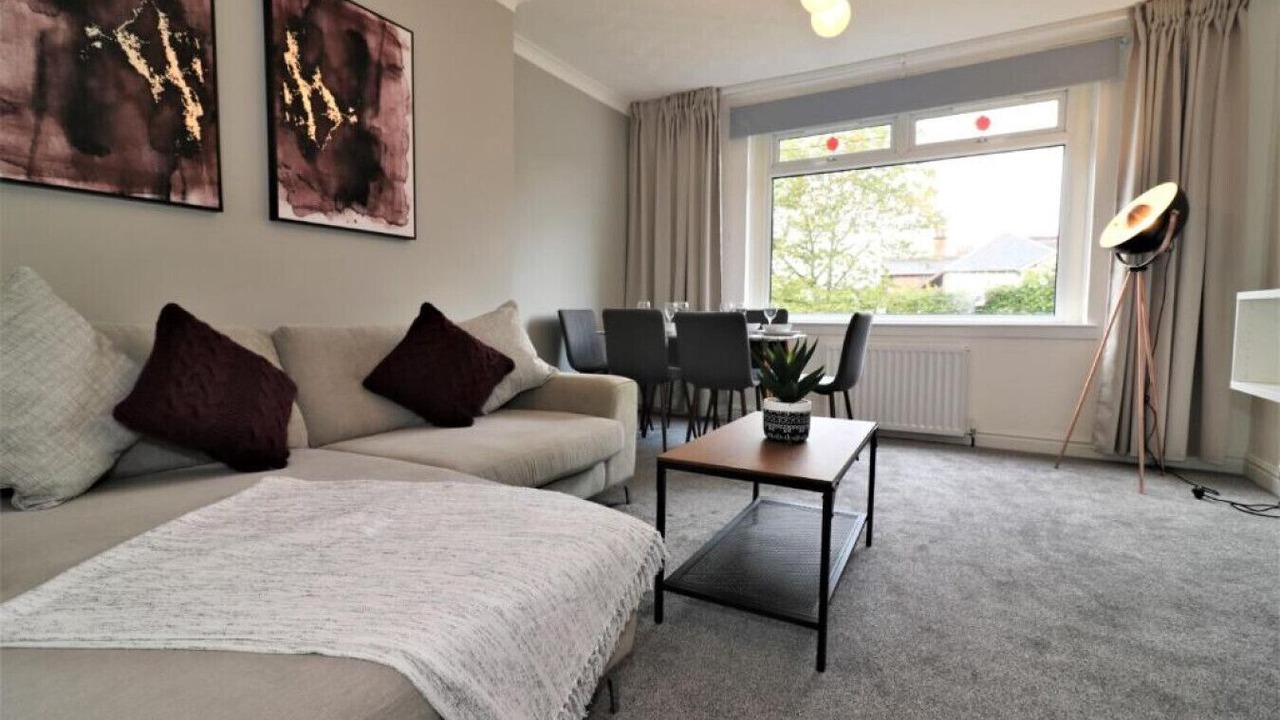 Photo of Livingroom in Bellshill