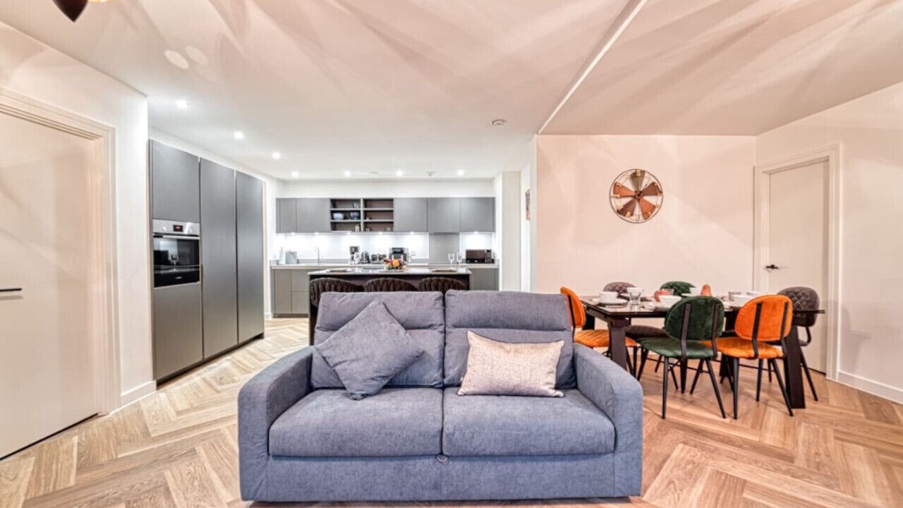 Photo of Livingroom in Convention Quarter