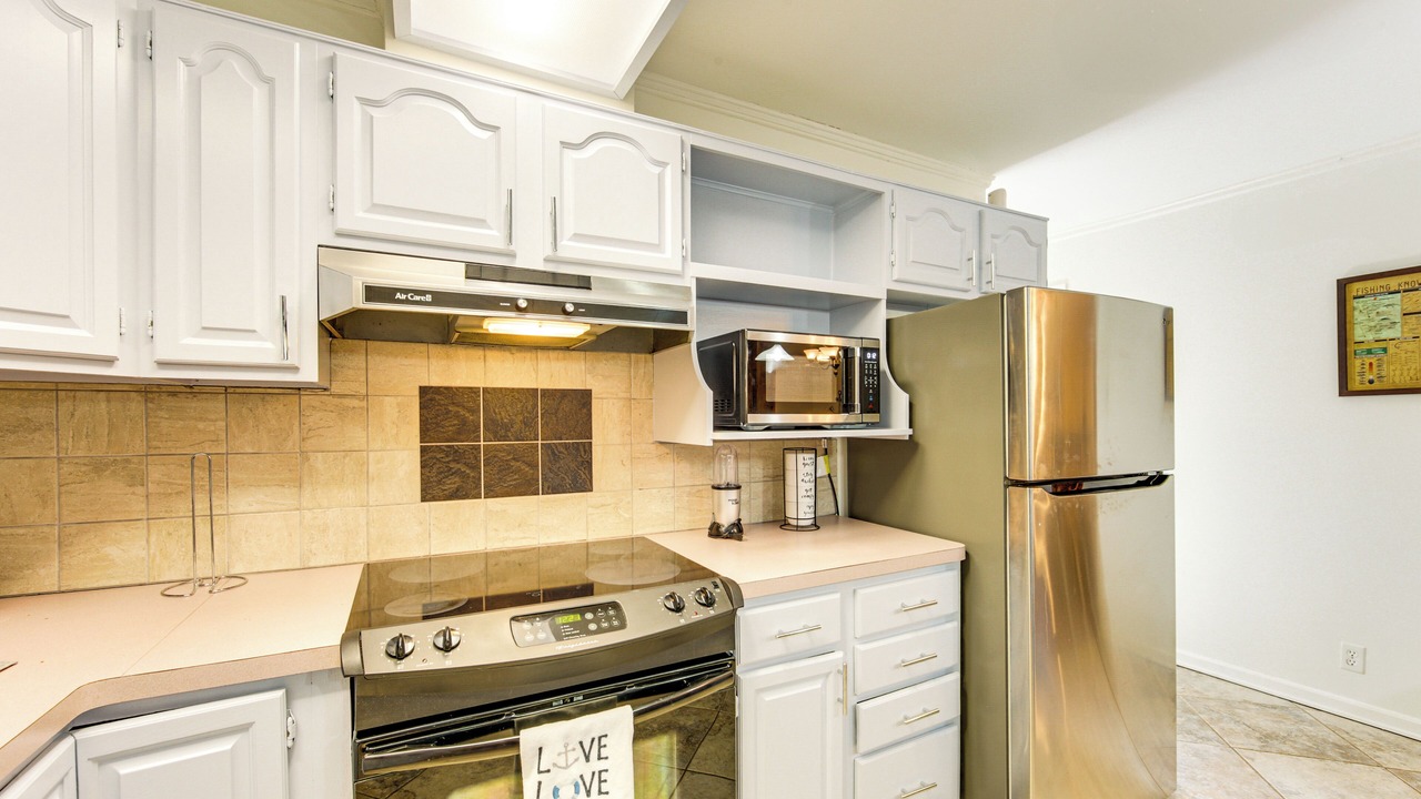 Photo of Kitchen in Flint