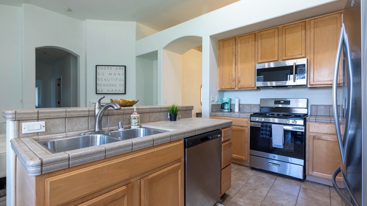 Photo of Kitchen in Southwestern Sacramento