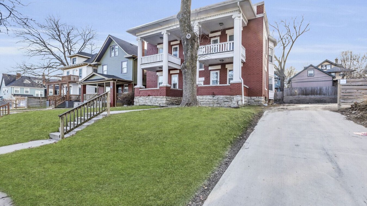 Photo of Outdoor in South Hyde Park