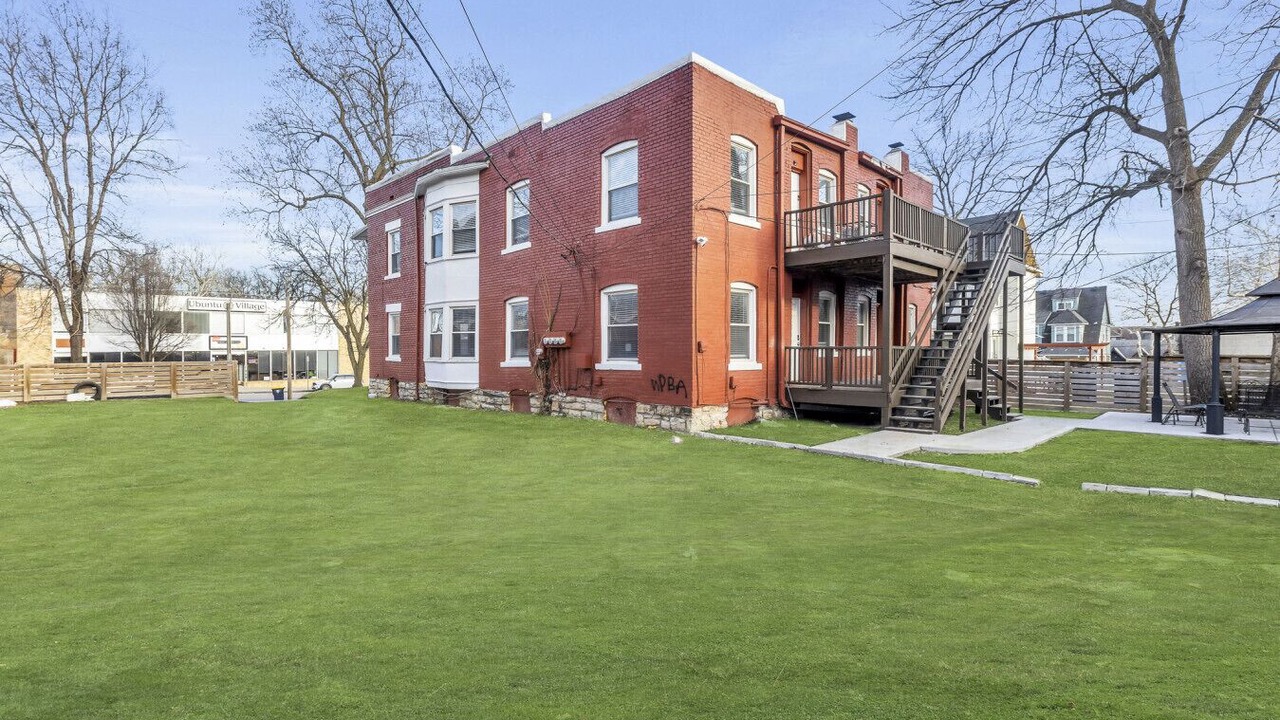 Photo of Outdoor in South Hyde Park