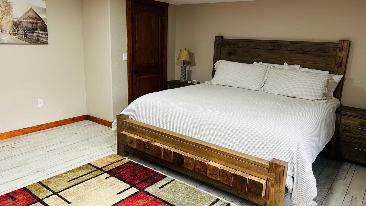 Photo of Bedroom in Table Rock