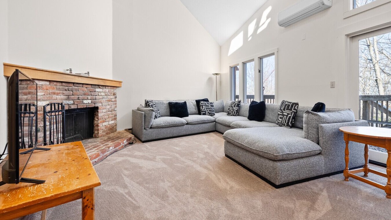 Photo of Livingroom in Stratton Mountain