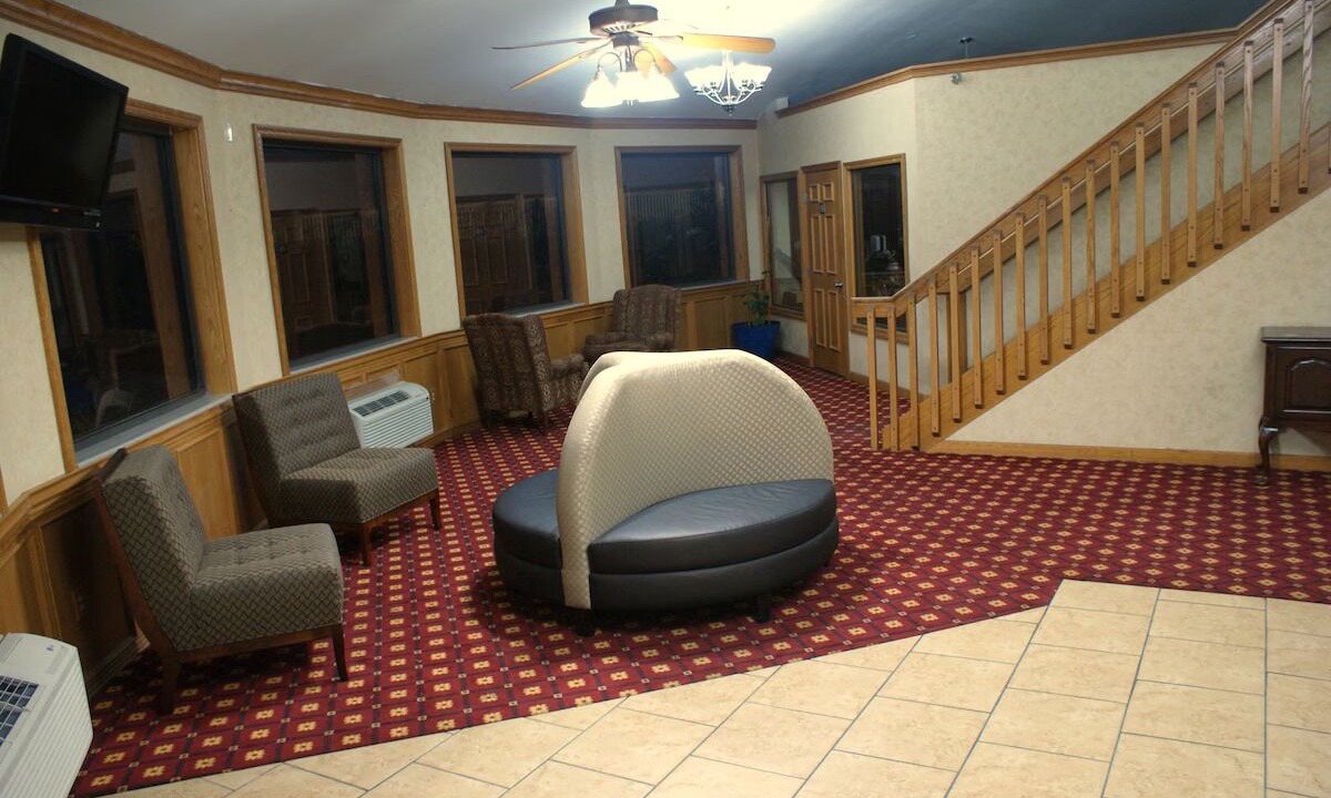 Photo of Others in Van Buren
