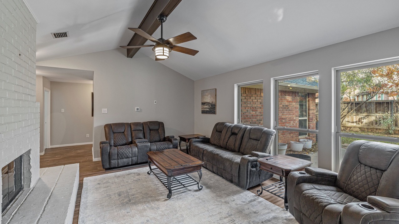Photo of Livingroom in Flower Mound