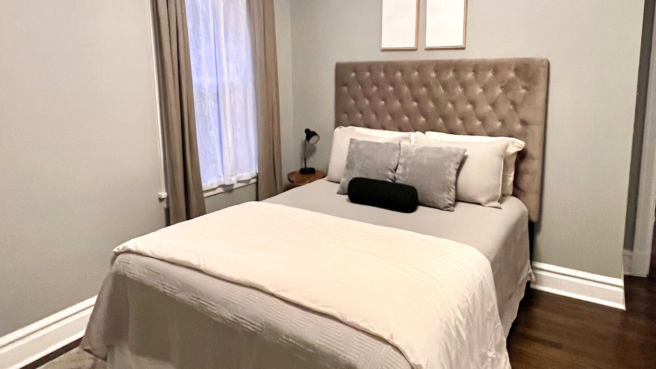 Photo of Bedroom in University City