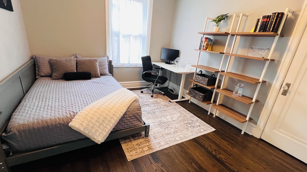 Photo of Bedroom in University City
