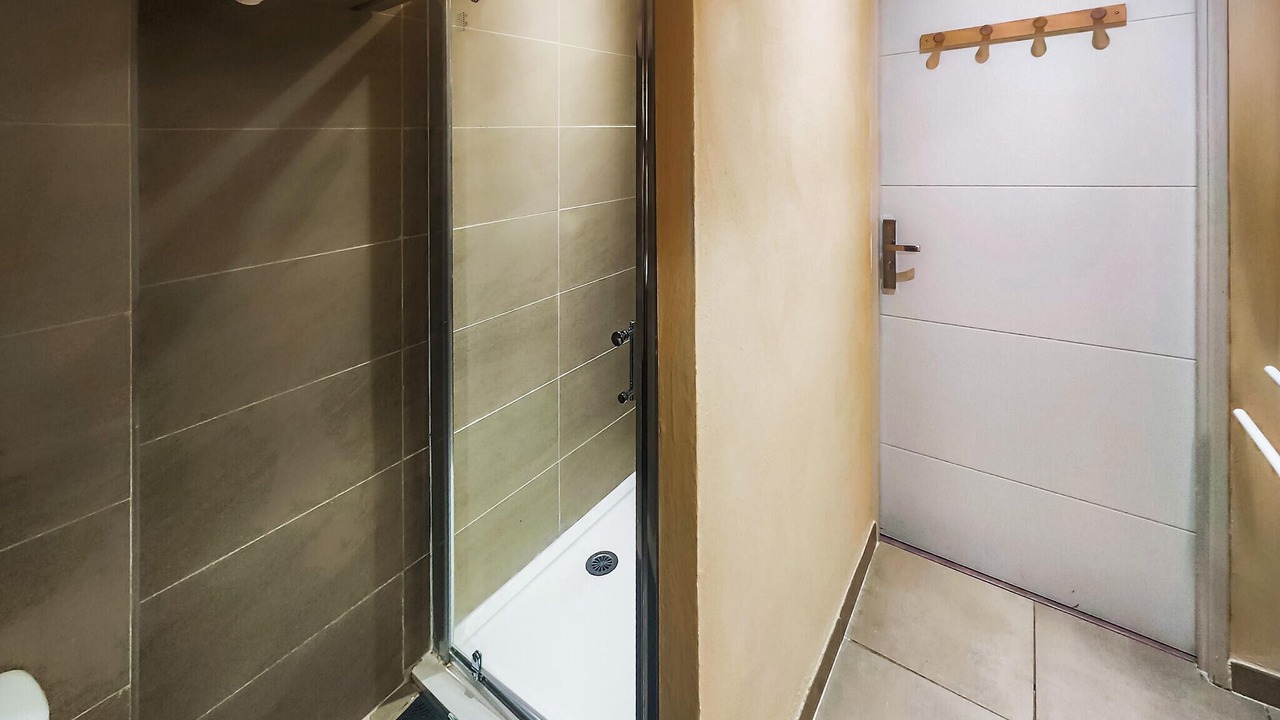 Photo of Bathroom in Saint-Chinian