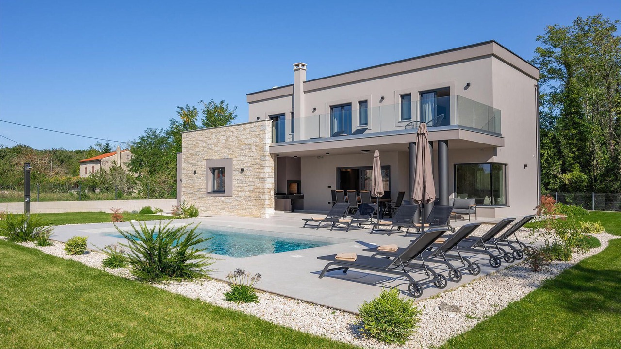 Photo of Outdoor in Marceljani