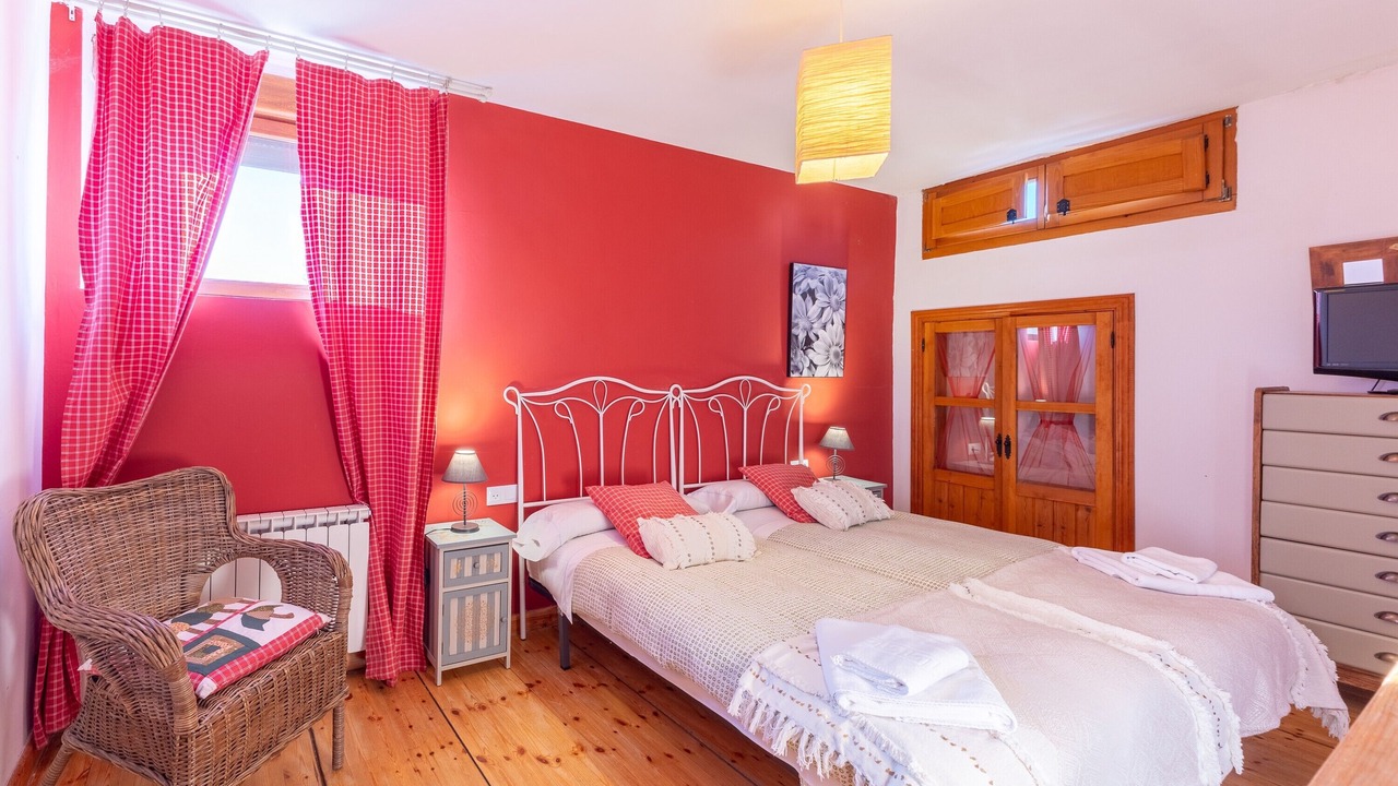 Photo of Bedroom in Navarredonda de Gredos