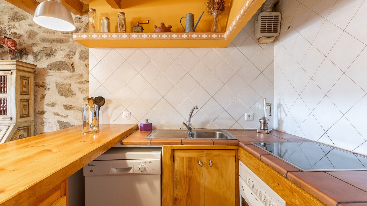 Photo of Kitchen in Navarredonda de Gredos