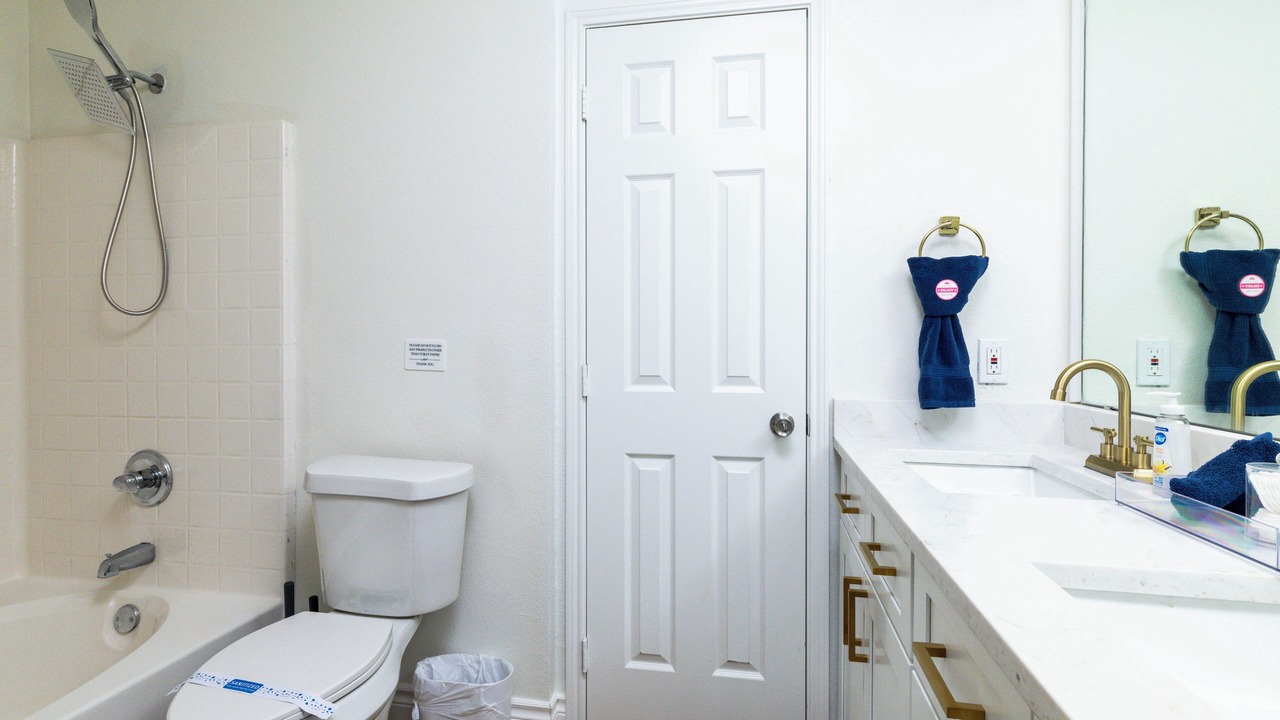 Photo of Bathroom in Frisco