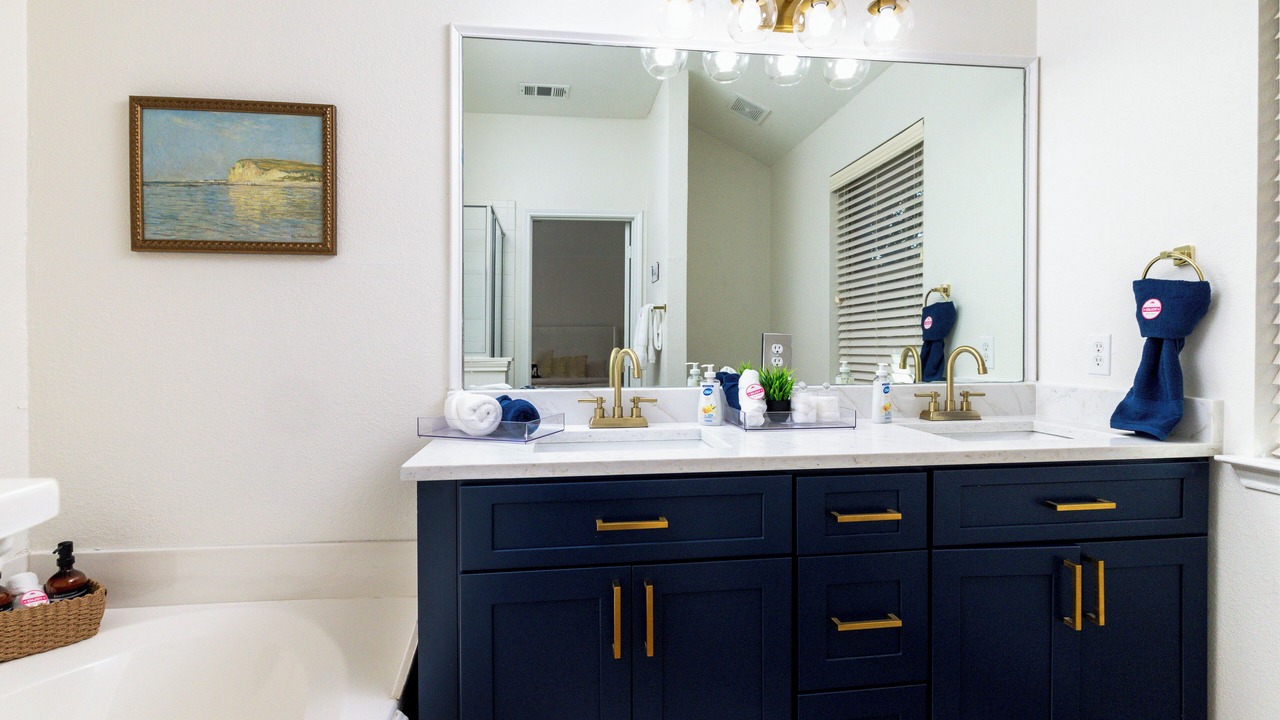 Photo of Bathroom in Frisco
