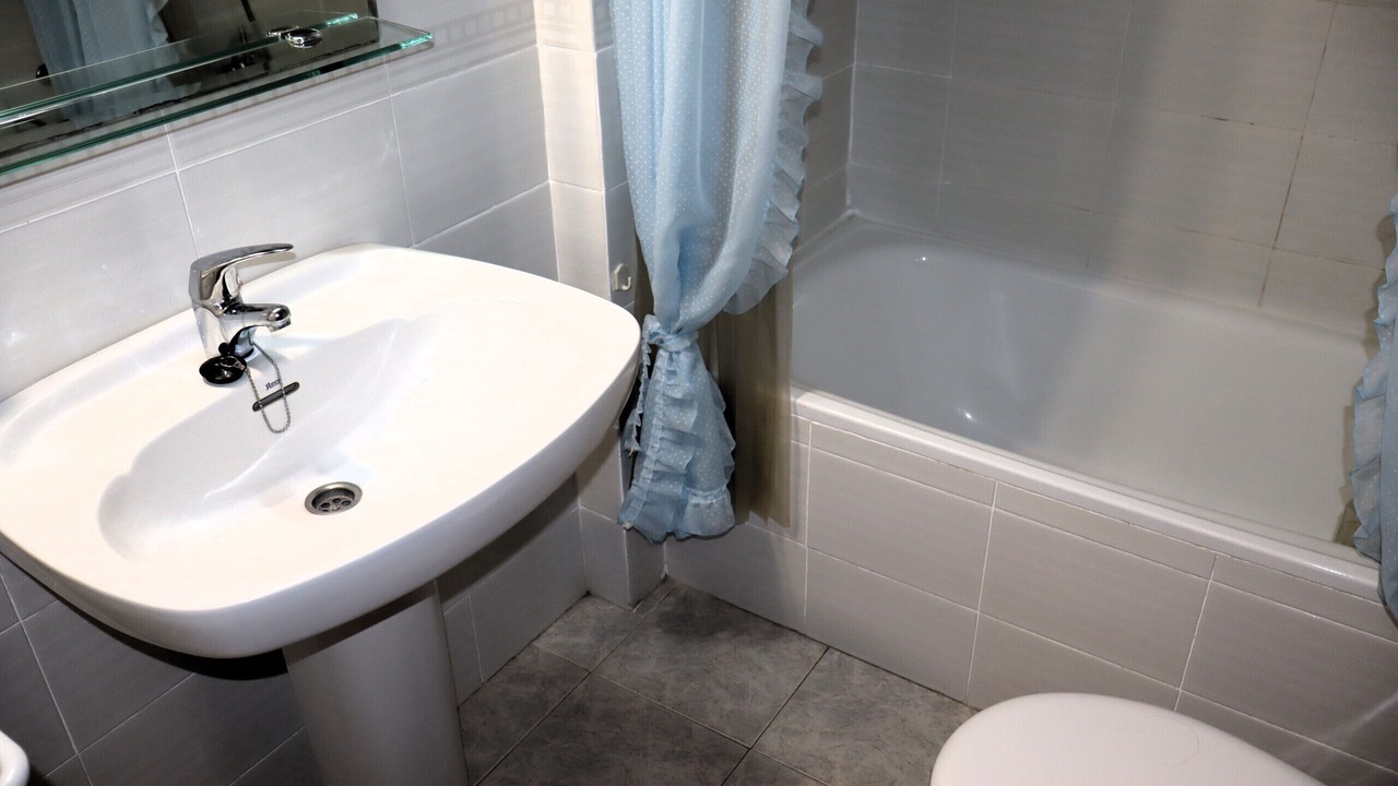 Photo of Bathroom in Peniscola Old Town