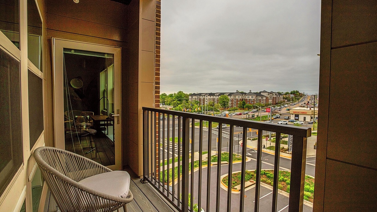 Photo of Patio Balcony in Jefferson Manor