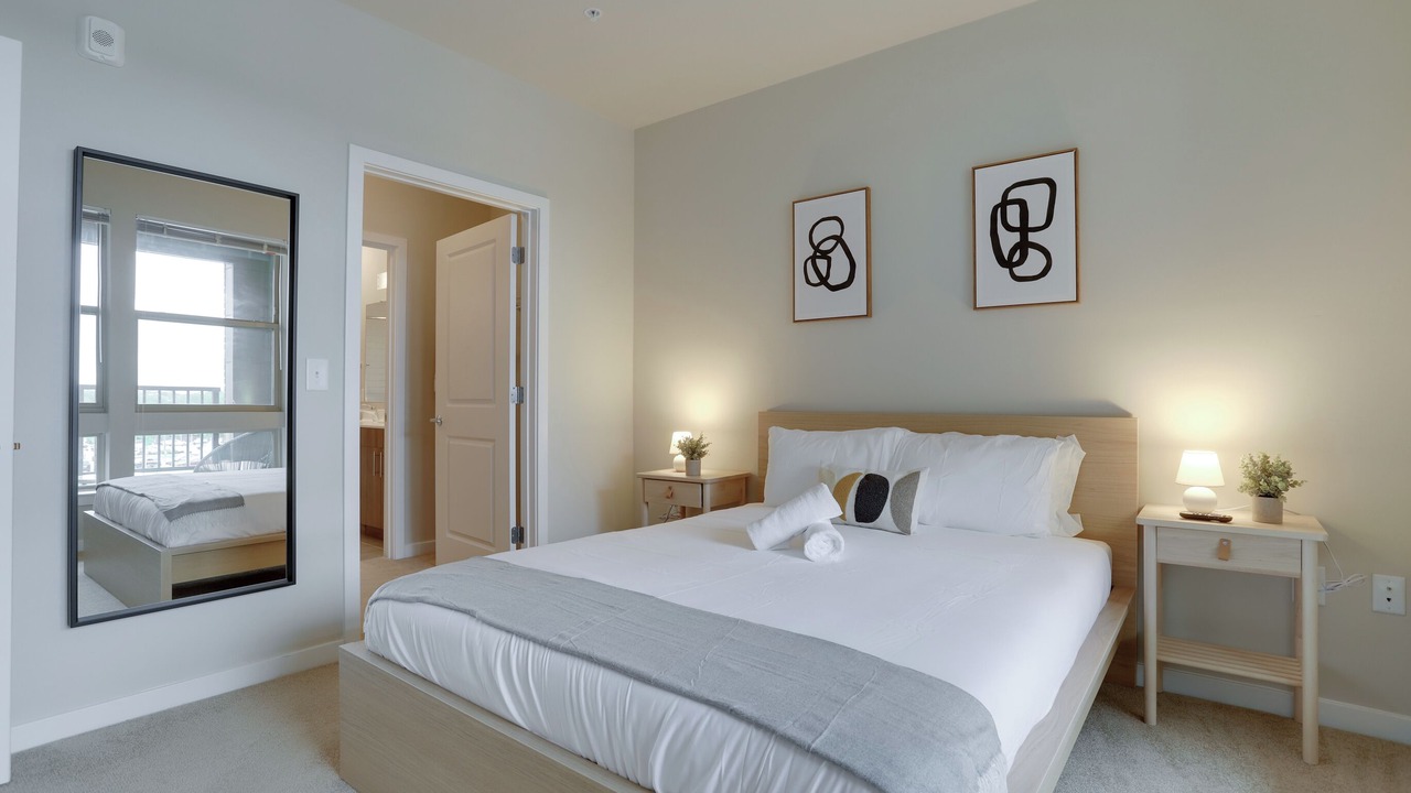 Photo of Bedroom in Jefferson Manor