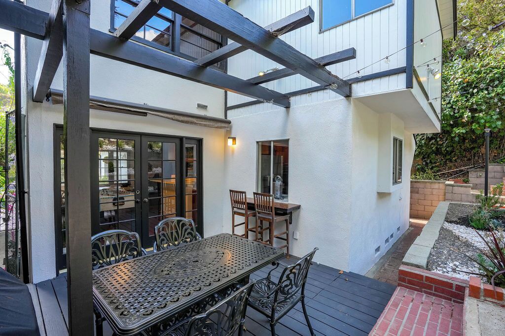 Photo of Outdoor in Silver Lake