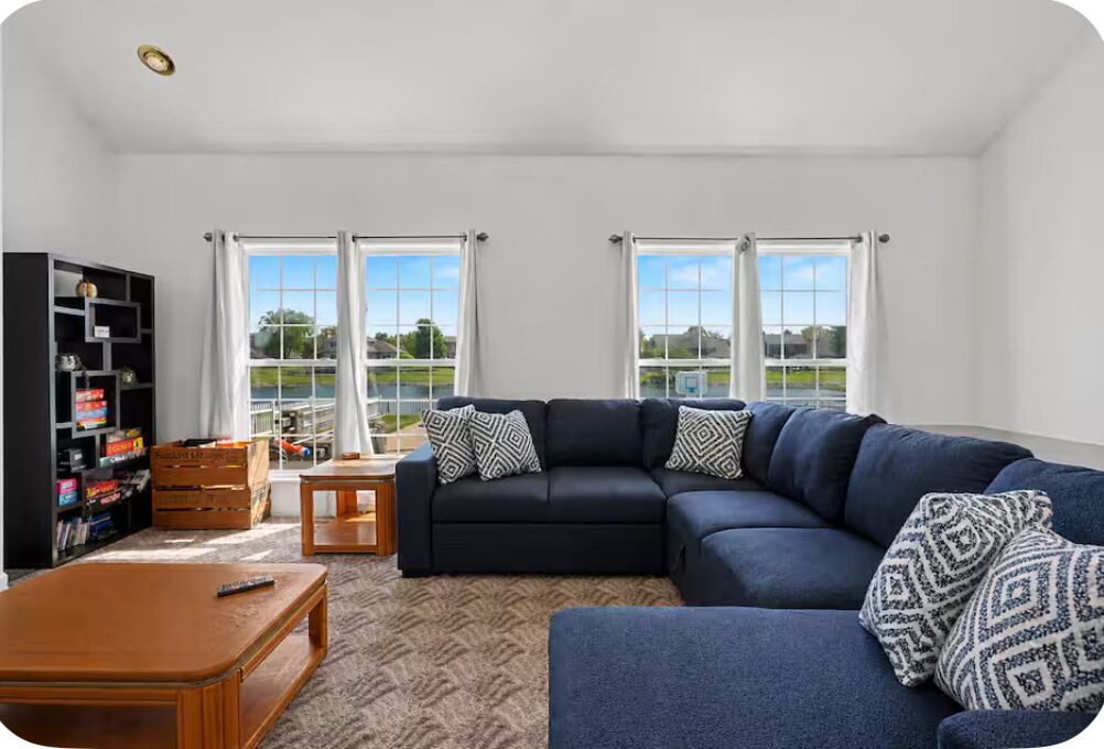 Photo of Livingroom in Mahomet