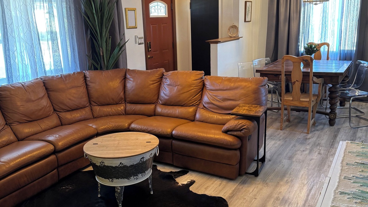 Photo of Livingroom in Sidney