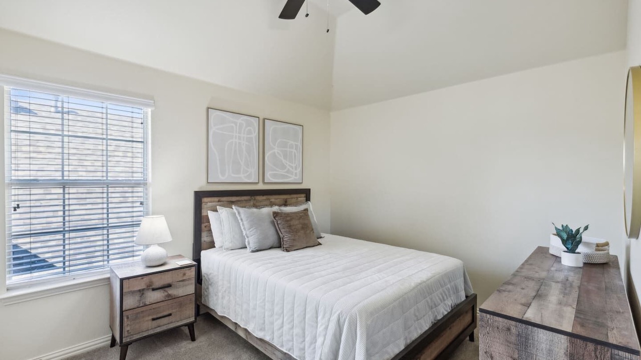 Photo of Bedroom in Lantana