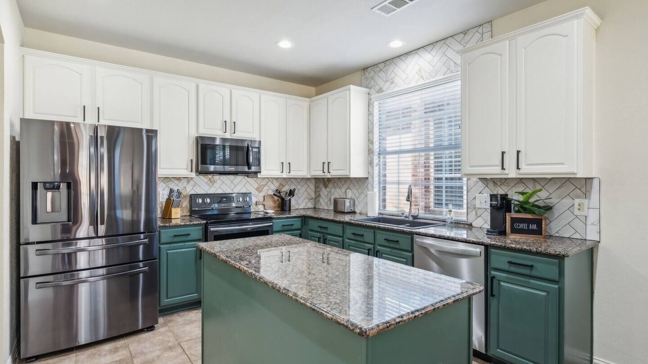 Photo of Kitchen in Lantana